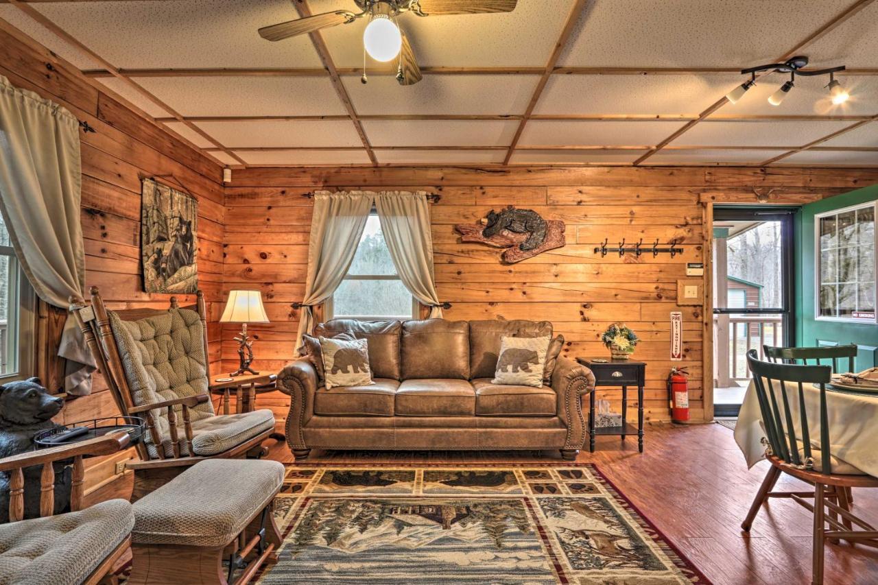 Smoky Mountain Cozy Cove Cabin Deck And Fire Pit! Cosby المظهر الخارجي الصورة