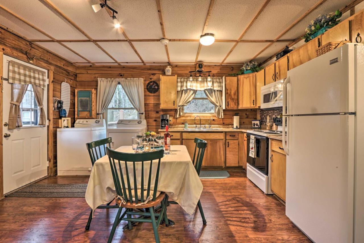 Smoky Mountain Cozy Cove Cabin Deck And Fire Pit! Cosby المظهر الخارجي الصورة