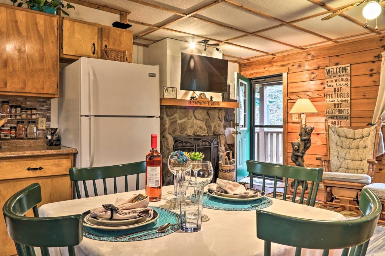 Smoky Mountain Cozy Cove Cabin Deck And Fire Pit! Cosby المظهر الخارجي الصورة