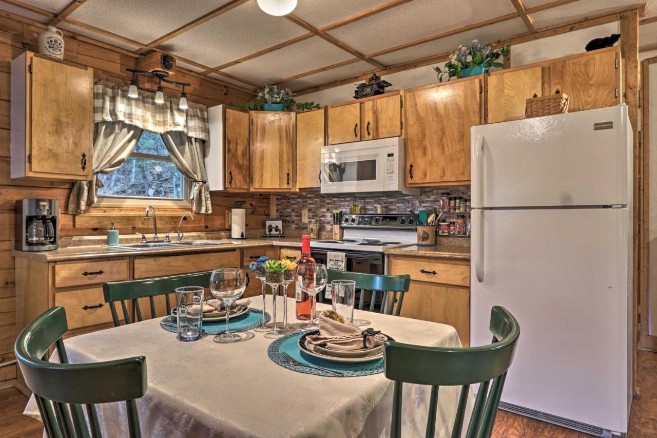 Smoky Mountain Cozy Cove Cabin Deck And Fire Pit! Cosby المظهر الخارجي الصورة
