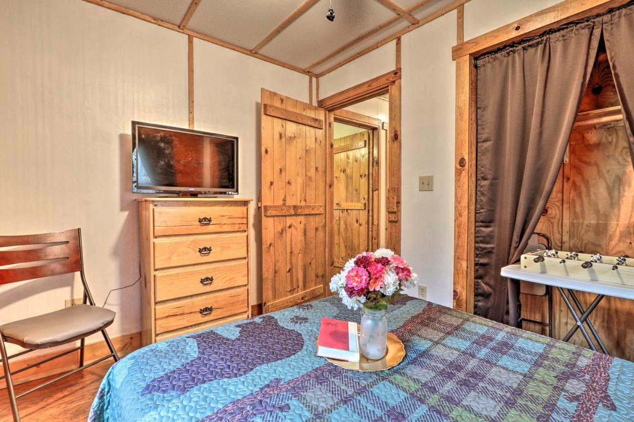 Smoky Mountain Cozy Cove Cabin Deck And Fire Pit! Cosby المظهر الخارجي الصورة